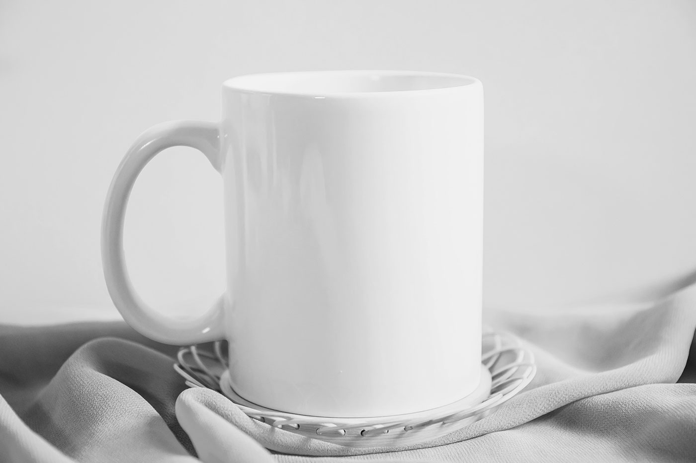 Mug on Tablecloth Mockup preview